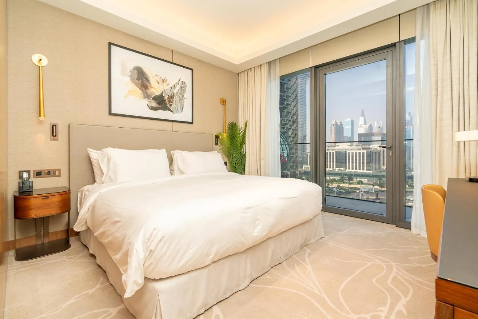 Apartment Downtown Luxury, The Address Opera Residences, 2Br Burj View Dubai