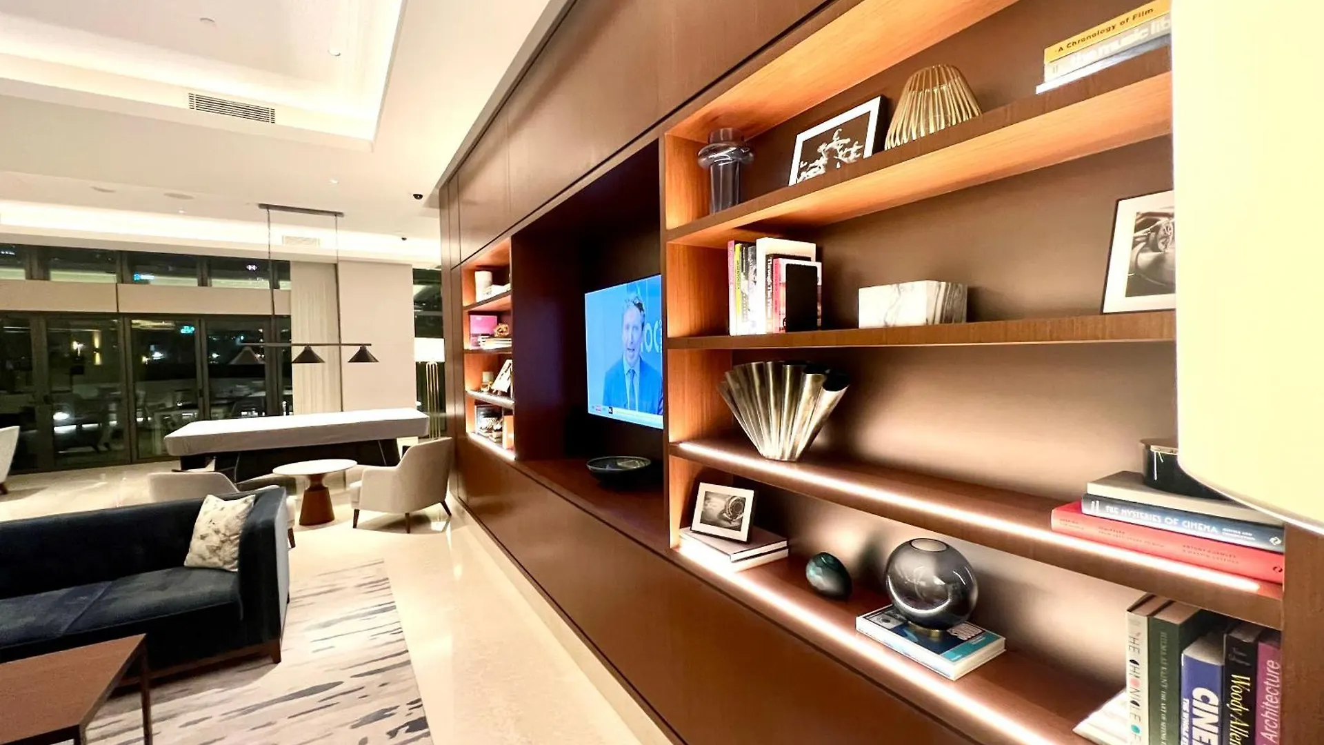 Apartment Downtown Luxury, The Address Opera Residences, 2Br Burj View Dubai
